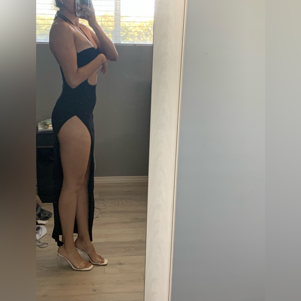 Gorgeous black dress